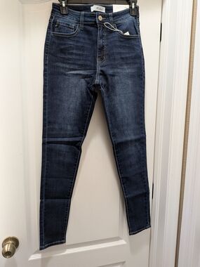 KanCan Julija High-Rise Super Skinny Women's Dark Wash Jeans 5/26 KC11235D